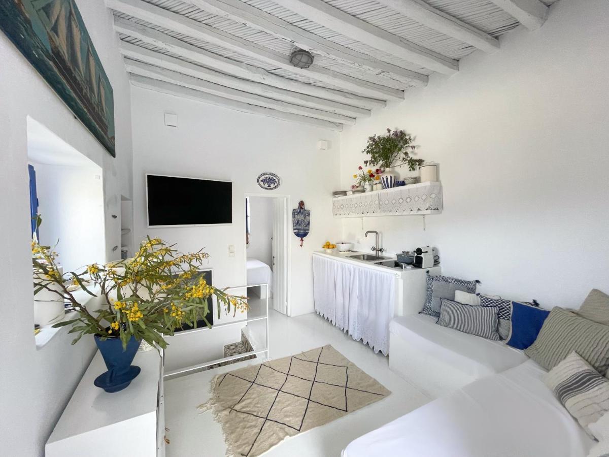 Serifos White 외부 사진